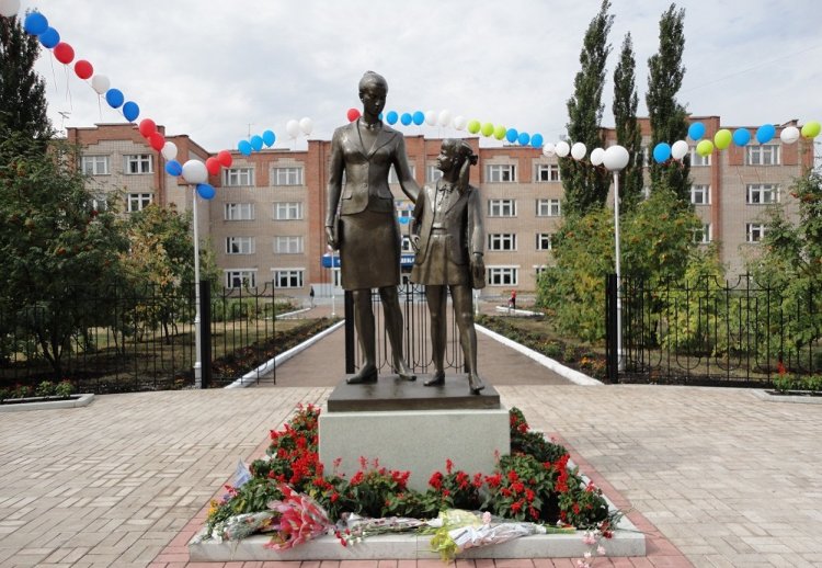 Лучшие учителя Башкортостана получили по 200 тысяч рублей Лучшие учителя Башкортостана получили по 200 тысяч рублей