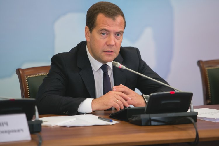 Назван размер зарплаты Дмитрия Медведева в Совбезе Назван размер зарплаты Дмитрия Медведева в Совбезе