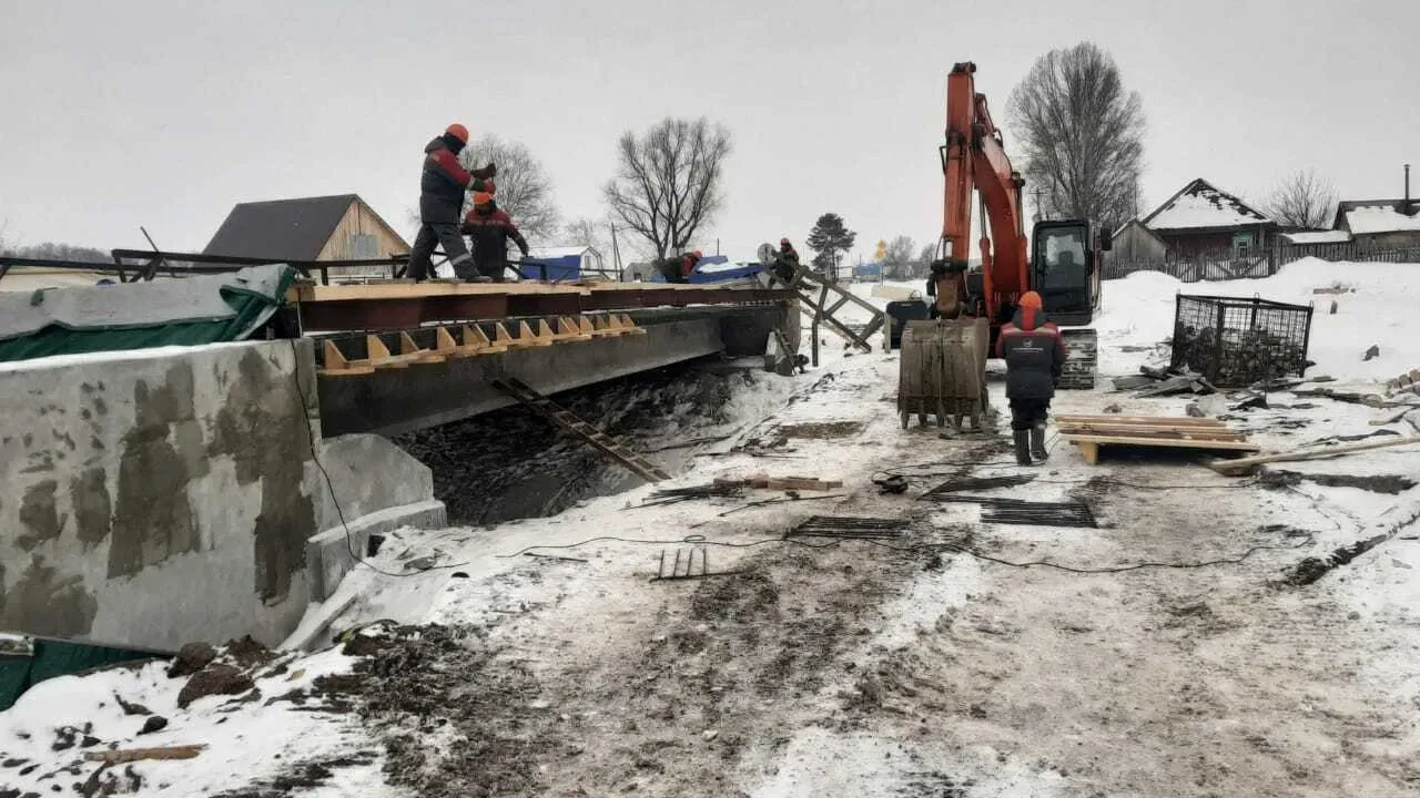 Ремонт моста в Александровке Кармаскалинского района планируют завершить в 2025 году