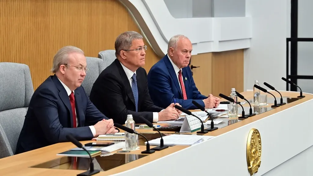 Хабиров поручил обеспечить безопасность купаний на Крещение в Башкортостане