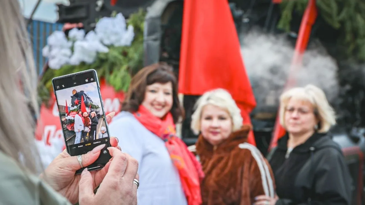 Почти 18 000 человек встретили «Паровоз Победы» на станции Стерлитамак
